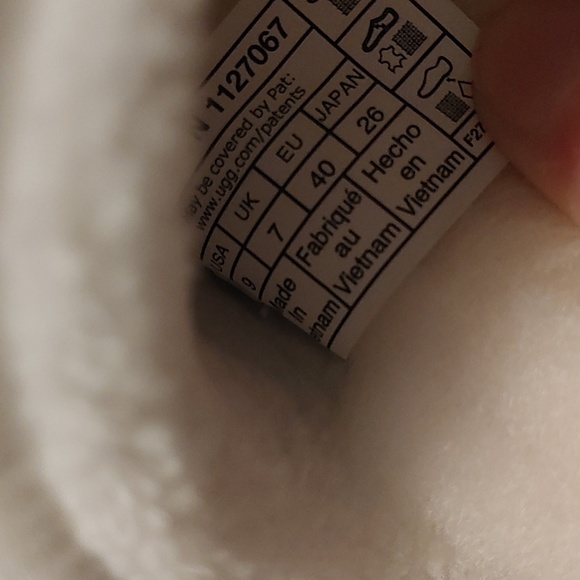 UGG fur platforms - Picture 5 of 13